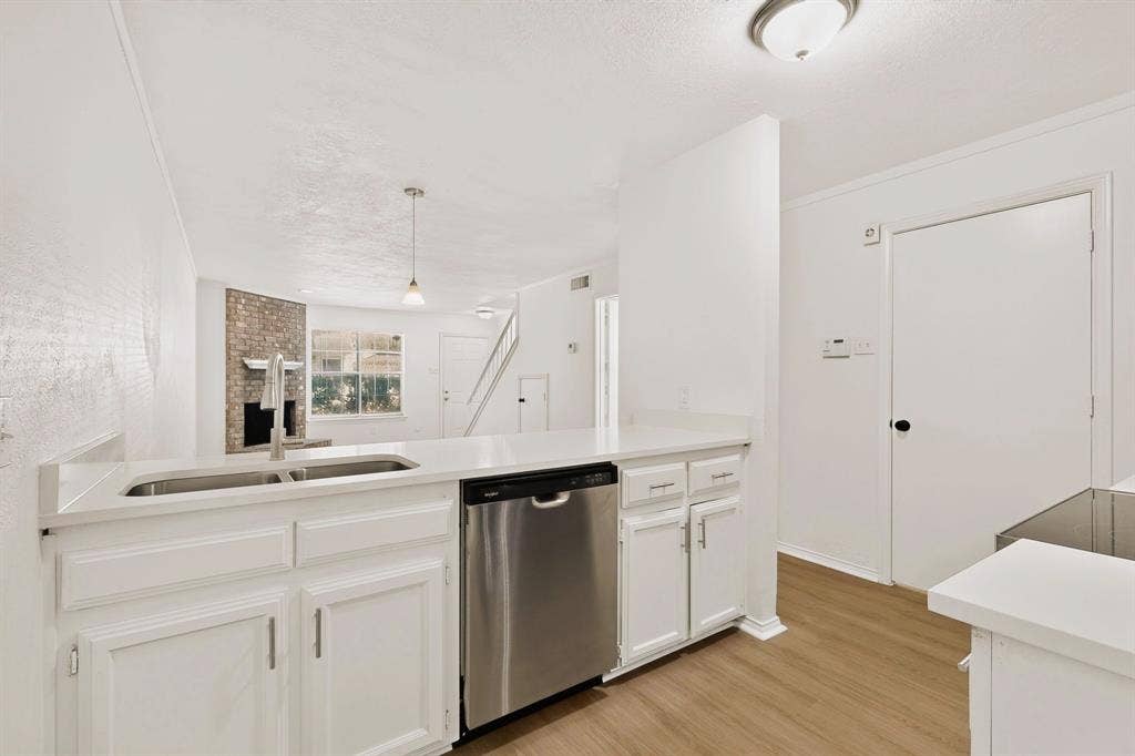132 Graystone Place, Duncanville, TX 75137 132 Graystone Place, Duncanville, TX 75137