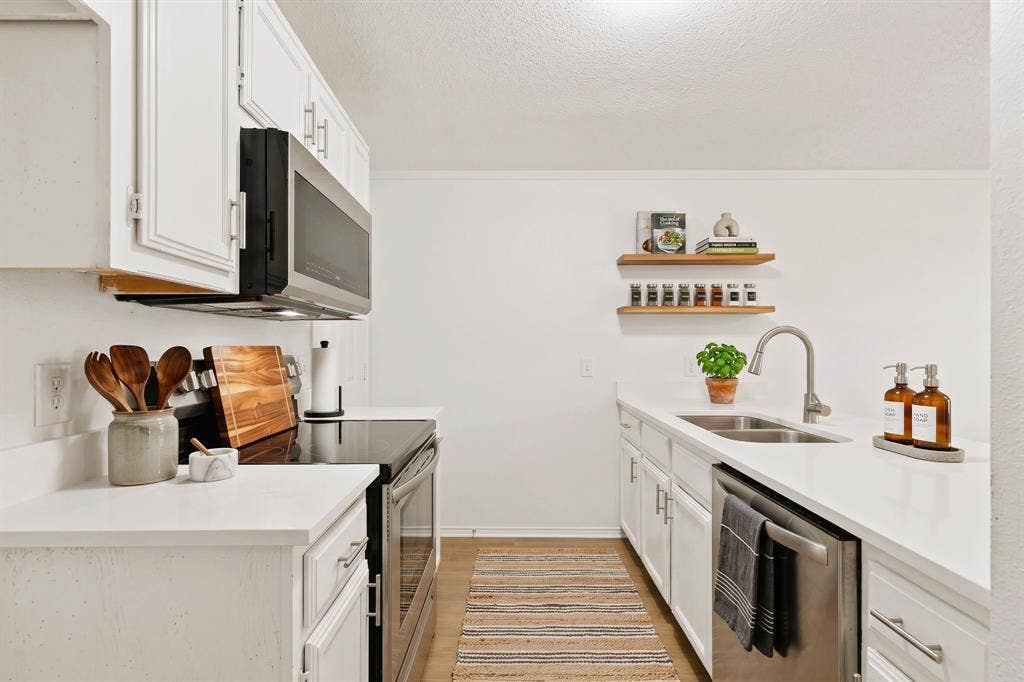 132 Graystone Place, Duncanville, TX 75137 132 Graystone Place, Duncanville, TX 75137