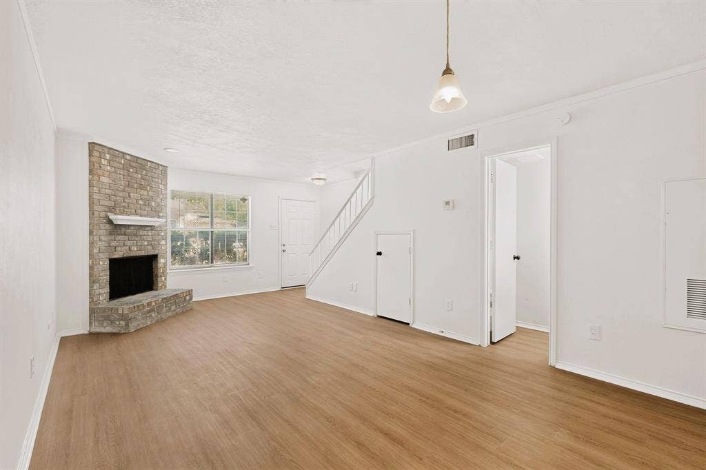 132 Graystone Place, Duncanville, TX 75137 132 Graystone Place, Duncanville, TX 75137