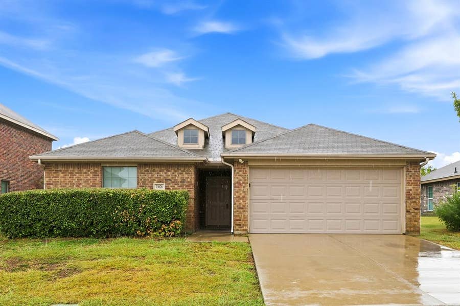 Property photo for 15626 Gatsby Lane, Dallas, TX