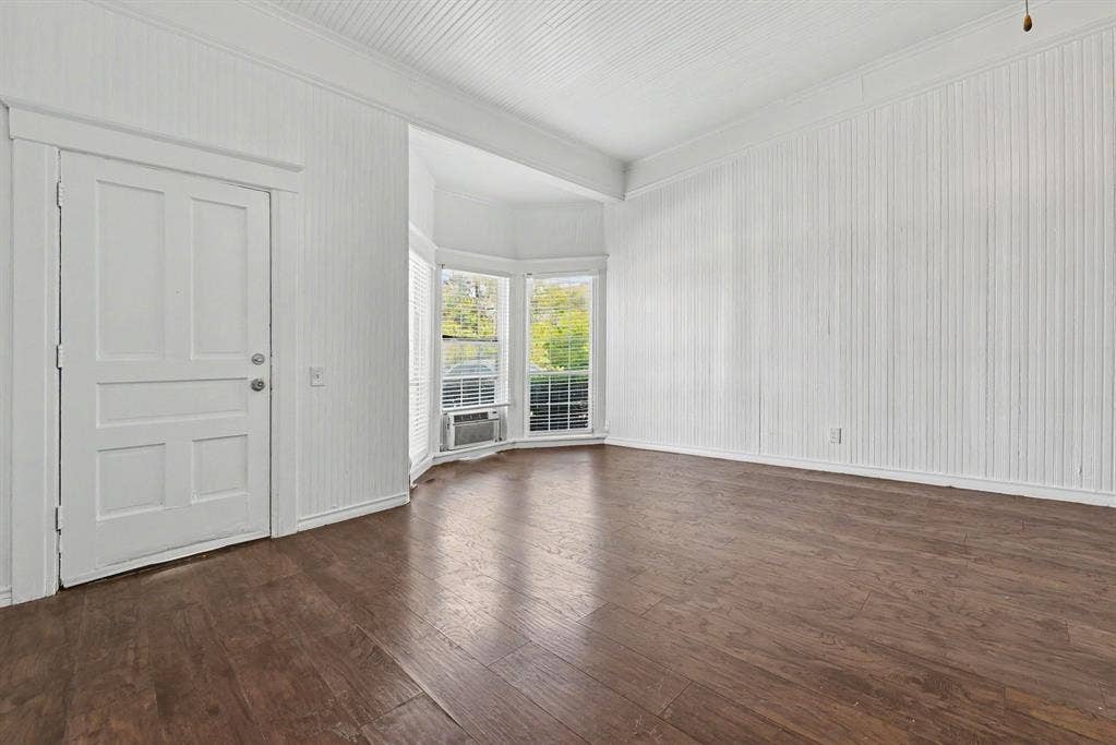 105 College Street, #107, Wylie, TX 75098 105 College Street, #107, Wylie, TX 75098