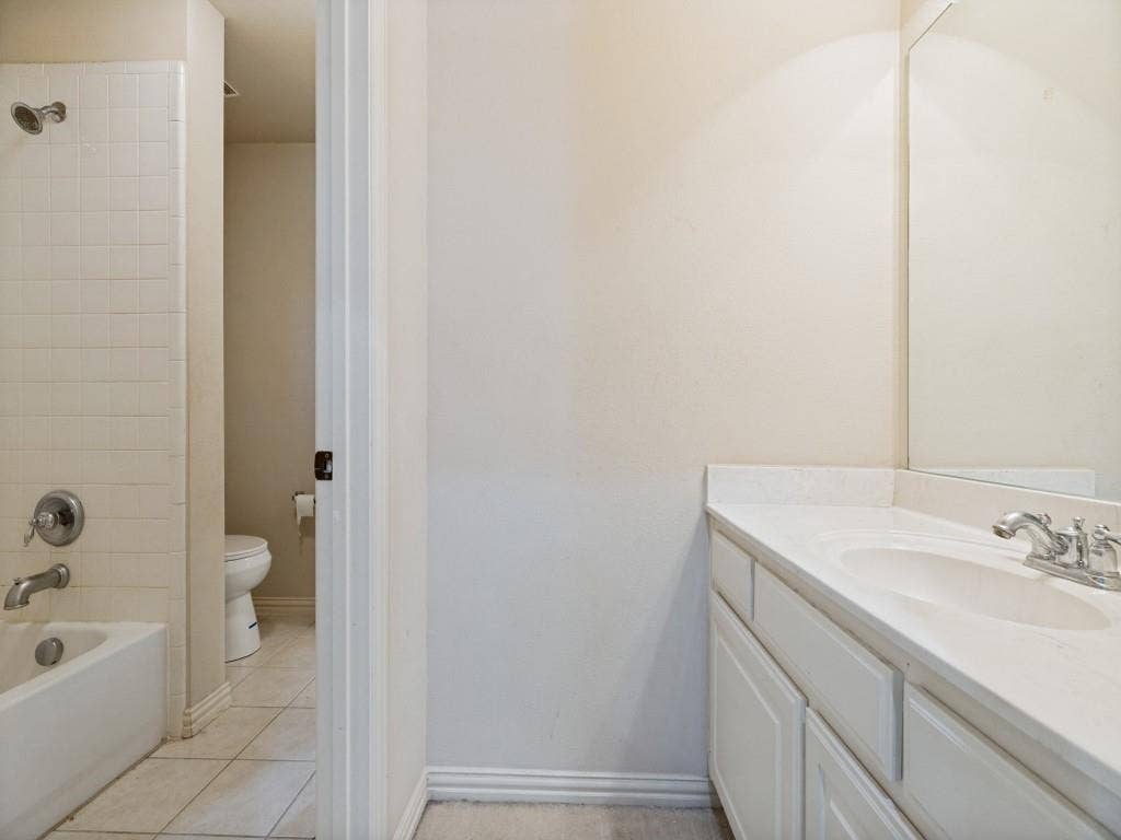 8723 Sherwood Drive, Frisco, TX 75035 8723 Sherwood Drive, Frisco, TX 75035