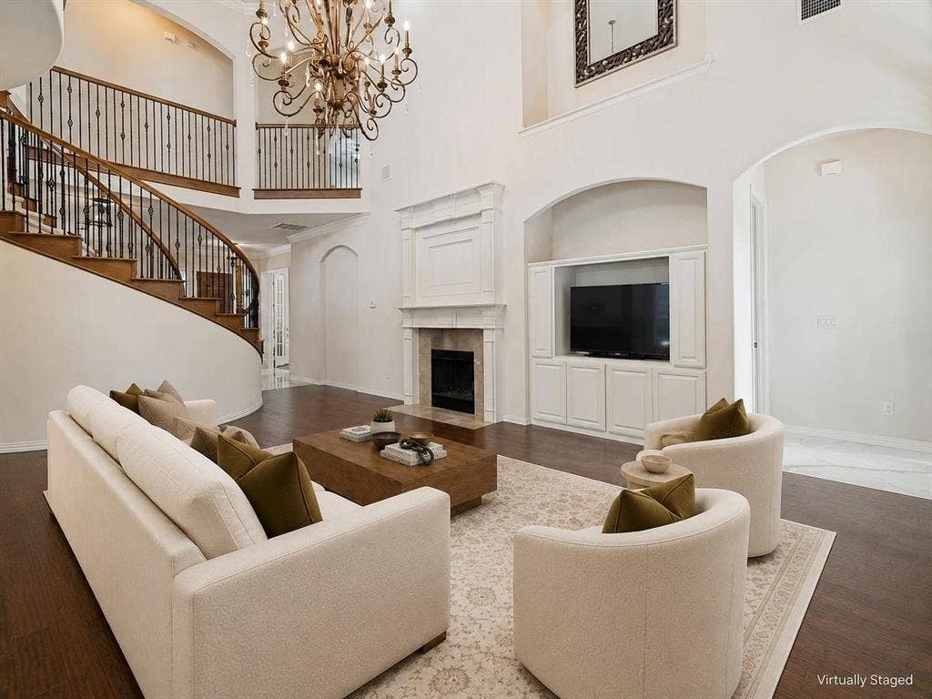 8723 Sherwood Drive, Frisco, TX 75035 8723 Sherwood Drive, Frisco, TX 75035