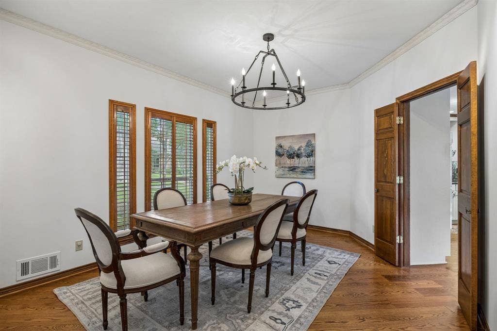 9624 Greensprint Drive, Dallas, TX 75238 9624 Greensprint Drive, Dallas, TX 75238