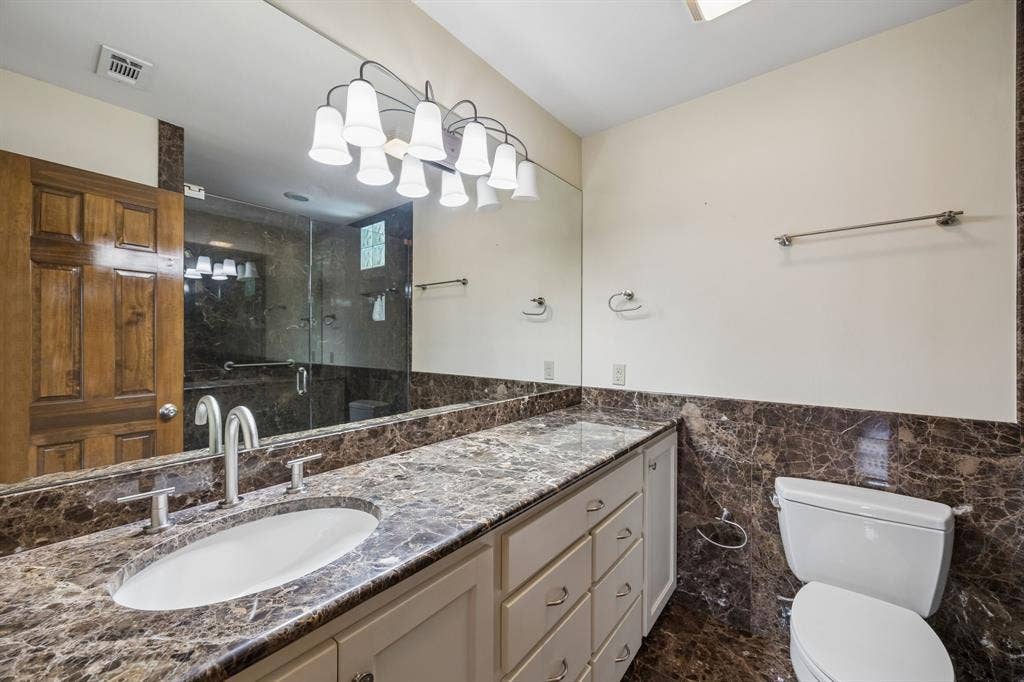 9624 Greensprint Drive, Dallas, TX 75238 9624 Greensprint Drive, Dallas, TX 75238