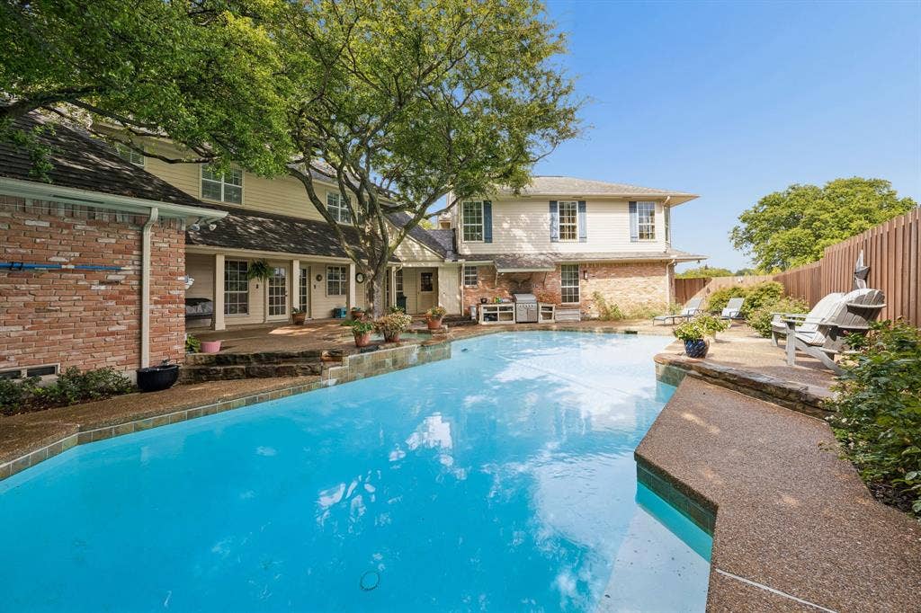 9624 Greensprint Drive, Dallas, TX 75238 9624 Greensprint Drive, Dallas, TX 75238