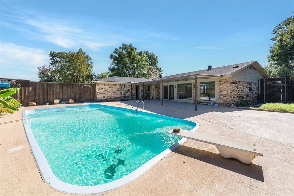 1517 Richland Drive, Richardson, TX 75081 1517 Richland Drive, Richardson, TX 75081