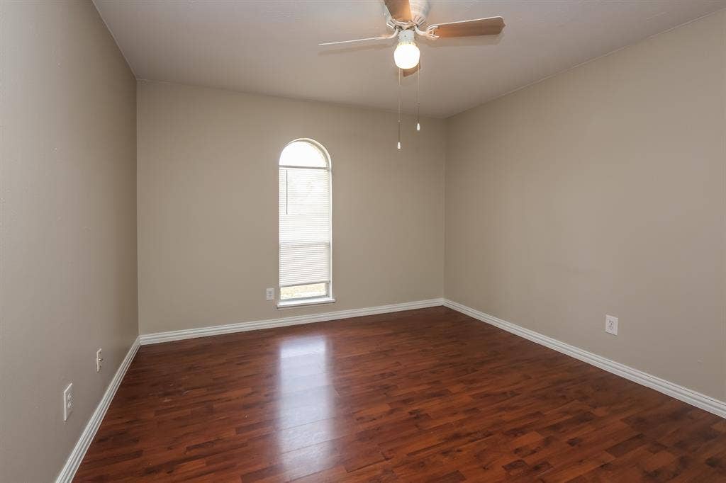 4013 Commonwealth Drive, Garland, TX 75043 4013 Commonwealth Drive, Garland, TX 75043