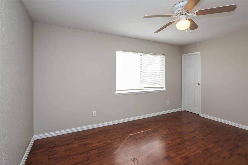 4013 Commonwealth Drive, Garland, TX 75043 4013 Commonwealth Drive, Garland, TX 75043