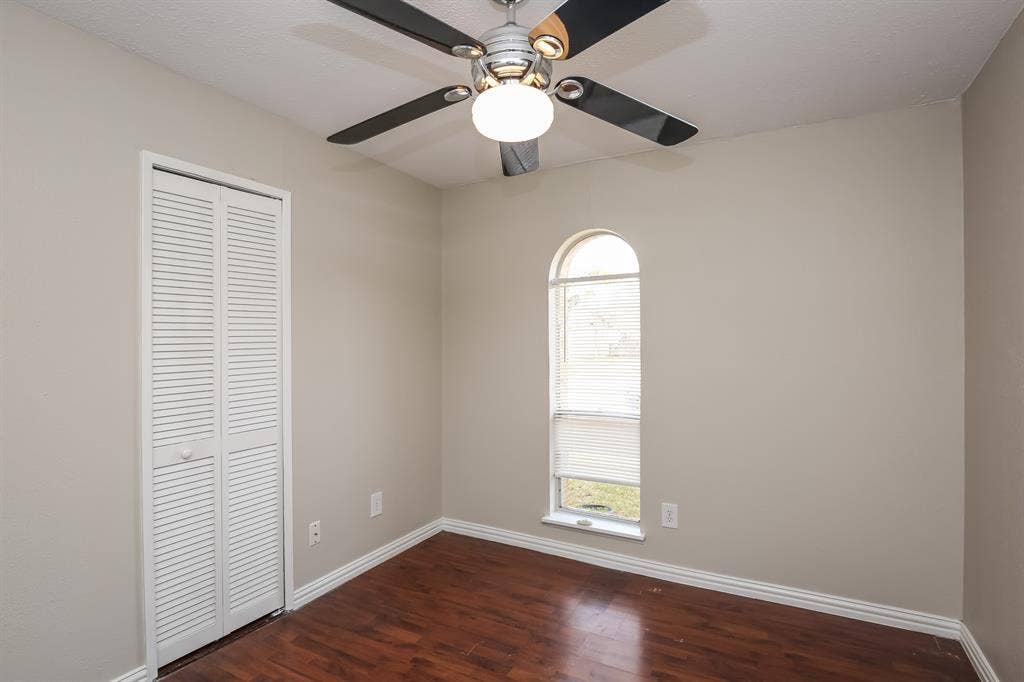 4013 Commonwealth Drive, Garland, TX 75043 4013 Commonwealth Drive, Garland, TX 75043