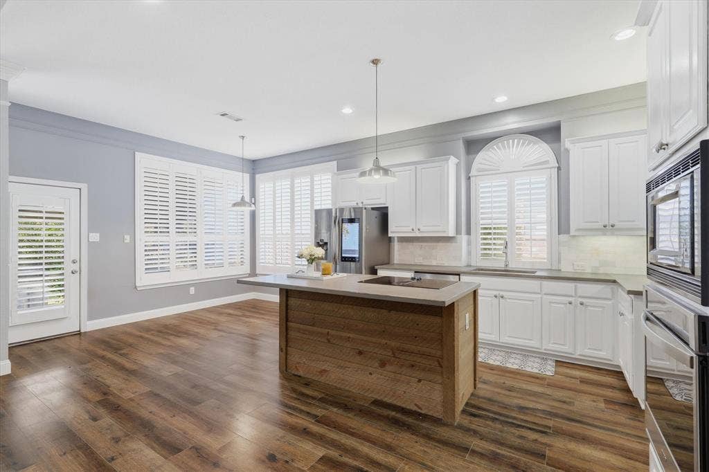 840 Trumpeter Way, Rockwall, TX 75032 840 Trumpeter Way, Rockwall, TX 75032