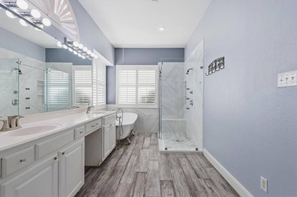 840 Trumpeter Way, Rockwall, TX 75032 840 Trumpeter Way, Rockwall, TX 75032