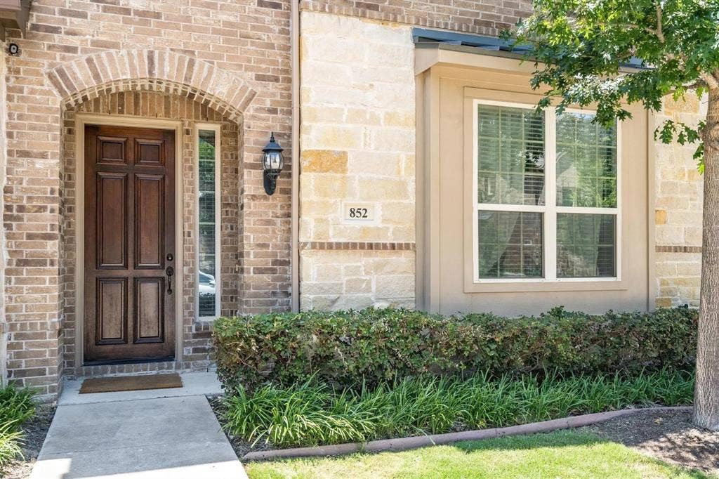 852 Rohan Drive, Richardson, TX 75081 852 Rohan Drive, Richardson, TX 75081