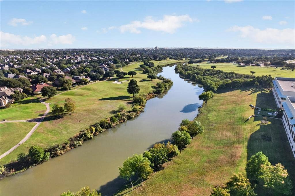 2312 Honeylocust Drive, Irving, TX 75063 2312 Honeylocust Drive, Irving, TX 75063