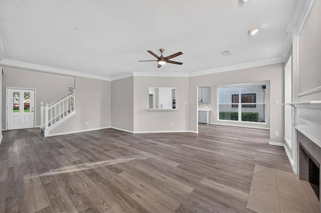 2312 Honeylocust Drive, Irving, TX 75063 2312 Honeylocust Drive, Irving, TX 75063
