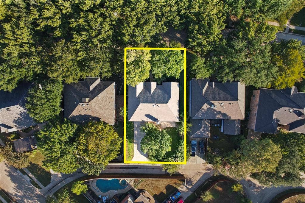 2312 Honeylocust Drive, Irving, TX 75063 2312 Honeylocust Drive, Irving, TX 75063