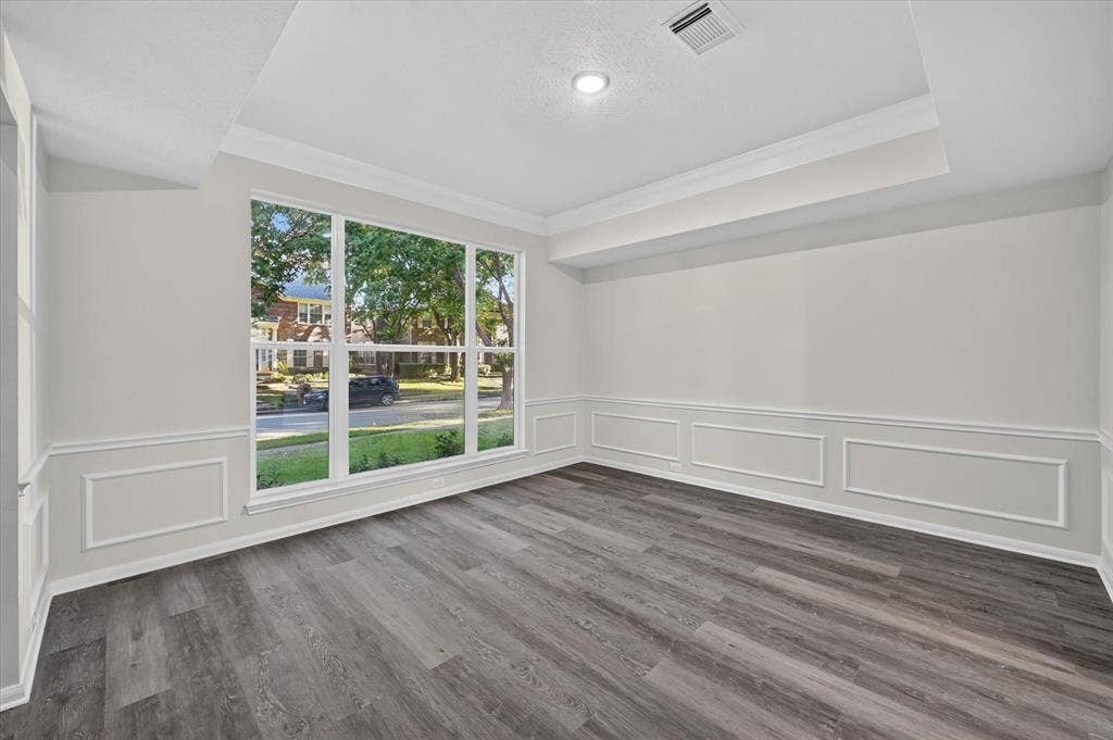 2312 Honeylocust Drive, Irving, TX 75063 2312 Honeylocust Drive, Irving, TX 75063