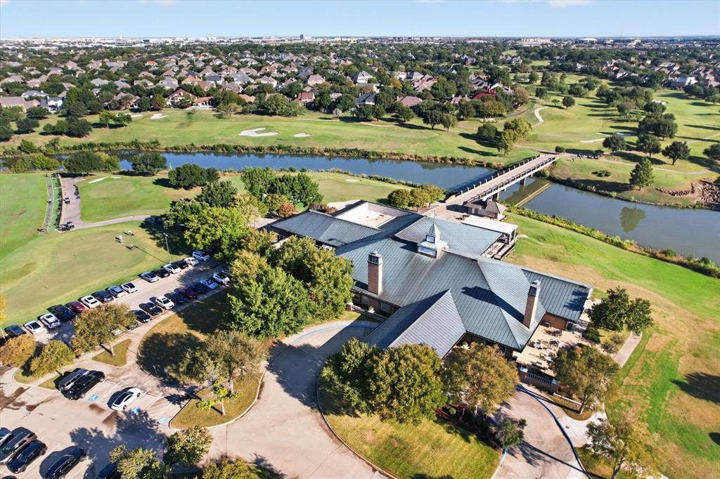 2312 Honeylocust Drive, Irving, TX 75063 2312 Honeylocust Drive, Irving, TX 75063
