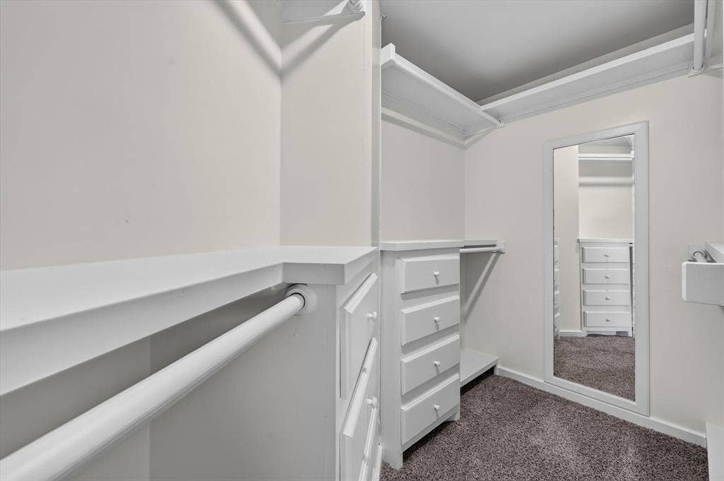 2312 Honeylocust Drive, Irving, TX 75063 2312 Honeylocust Drive, Irving, TX 75063