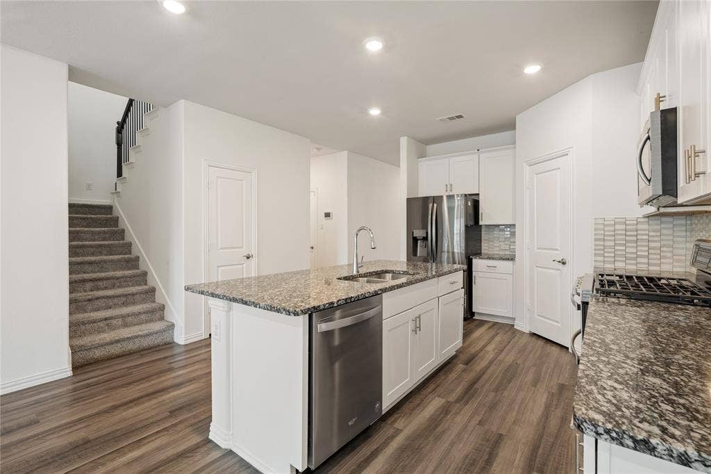 1323 Black Canyon Avenue, Royse City, TX 75189 1323 Black Canyon Avenue, Royse City, TX 75189
