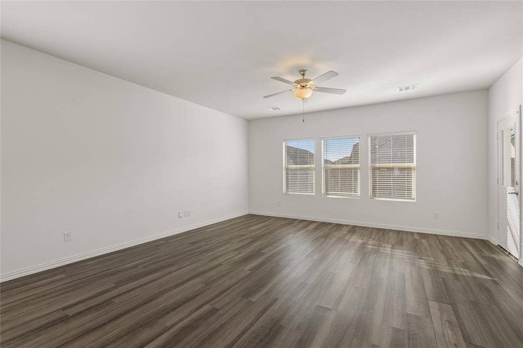 1323 Black Canyon Avenue, Royse City, TX 75189 1323 Black Canyon Avenue, Royse City, TX 75189