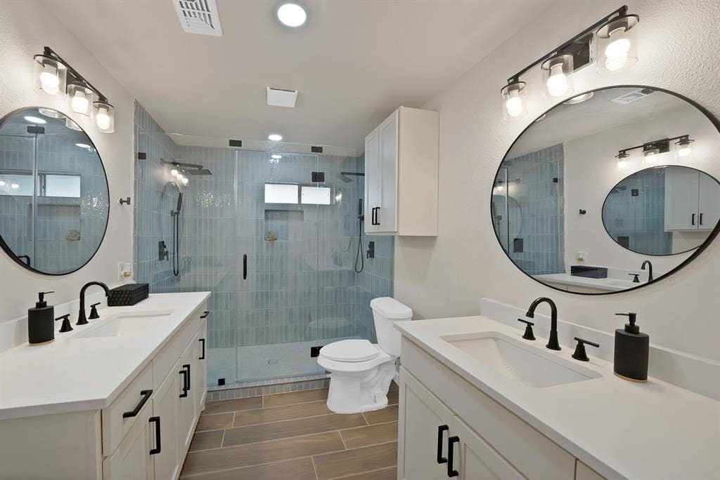 2904 Laurel Lane, Plano, TX 75074 2904 Laurel Lane, Plano, TX 75074