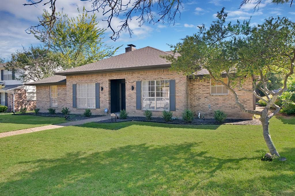 2904 Laurel Lane, Plano, TX 75074 2904 Laurel Lane, Plano, TX 75074