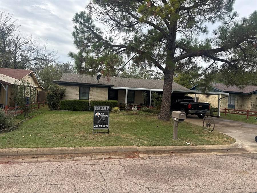 Property photo for 4803 Navajo Drive, Balch Springs, TX