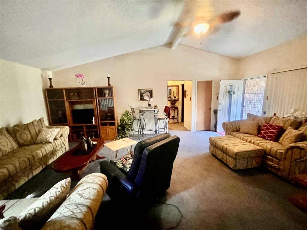 1116 Sandalwood Lane, DeSoto, TX 75115 1116 Sandalwood Lane, DeSoto, TX 75115