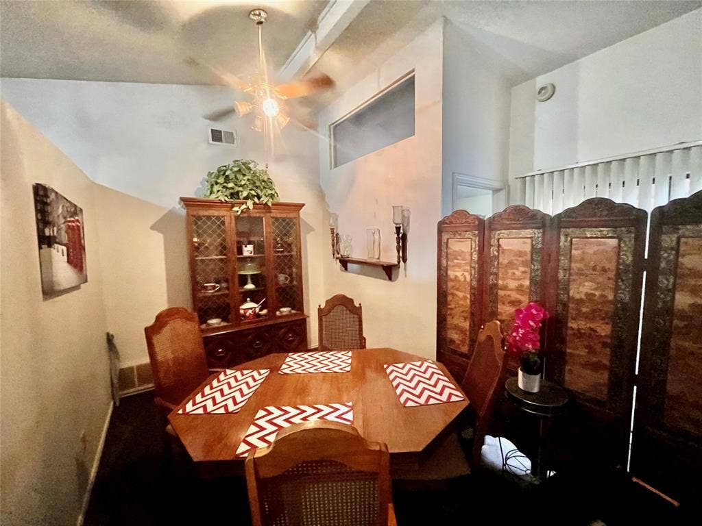 1116 Sandalwood Lane, DeSoto, TX 75115 1116 Sandalwood Lane, DeSoto, TX 75115