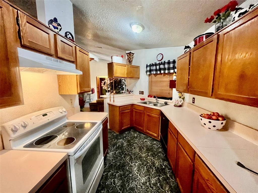 1116 Sandalwood Lane, DeSoto, TX 75115 1116 Sandalwood Lane, DeSoto, TX 75115