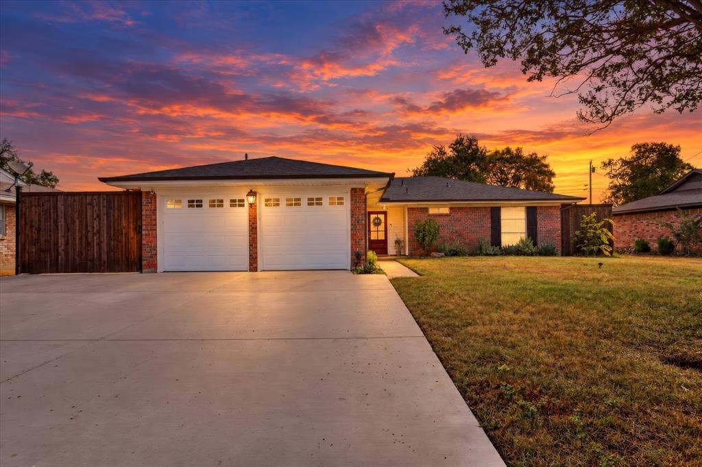 714 Hill City Drive, Duncanville, TX 75116 714 Hill City Drive, Duncanville, TX 75116