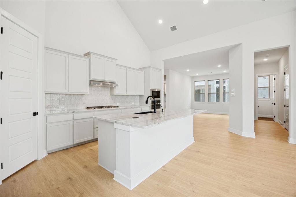 9306 Emory Oak Drive, Frisco, TX 75035 Representative