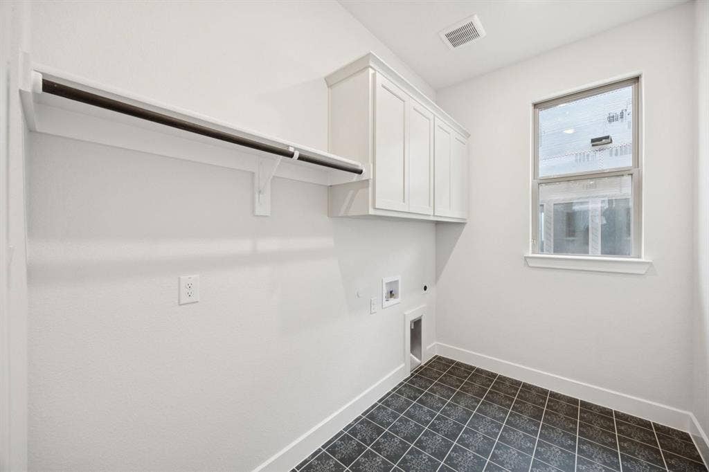 9306 Emory Oak Drive, Frisco, TX 75035 Representative