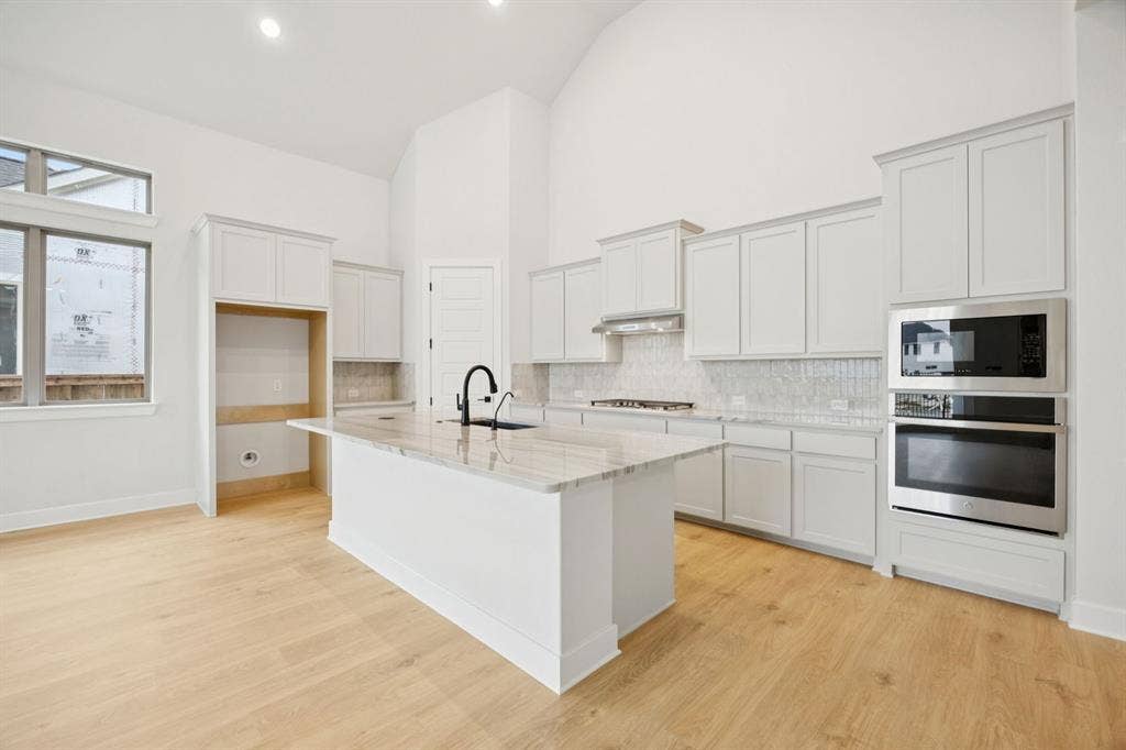9306 Emory Oak Drive, Frisco, TX 75035 Representative
