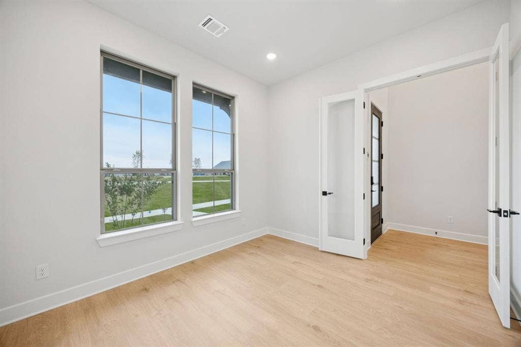 9306 Emory Oak Drive, Frisco, TX 75035 Representative