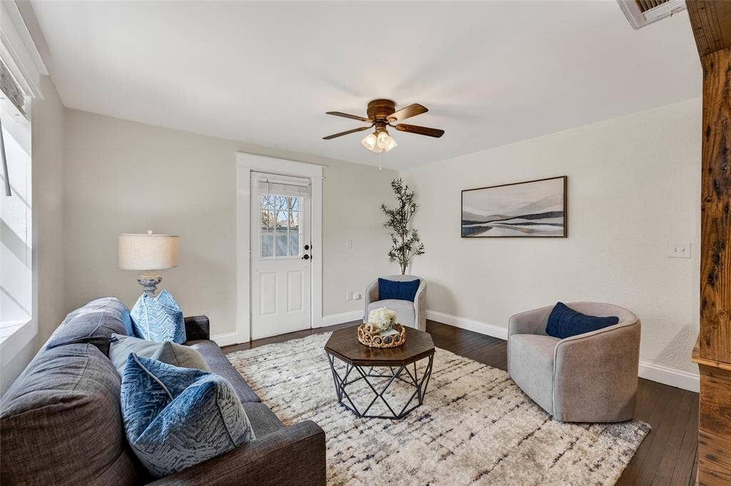 1311 Coleman Street, McKinney, TX 75069 1311 Coleman Street, McKinney, TX 75069