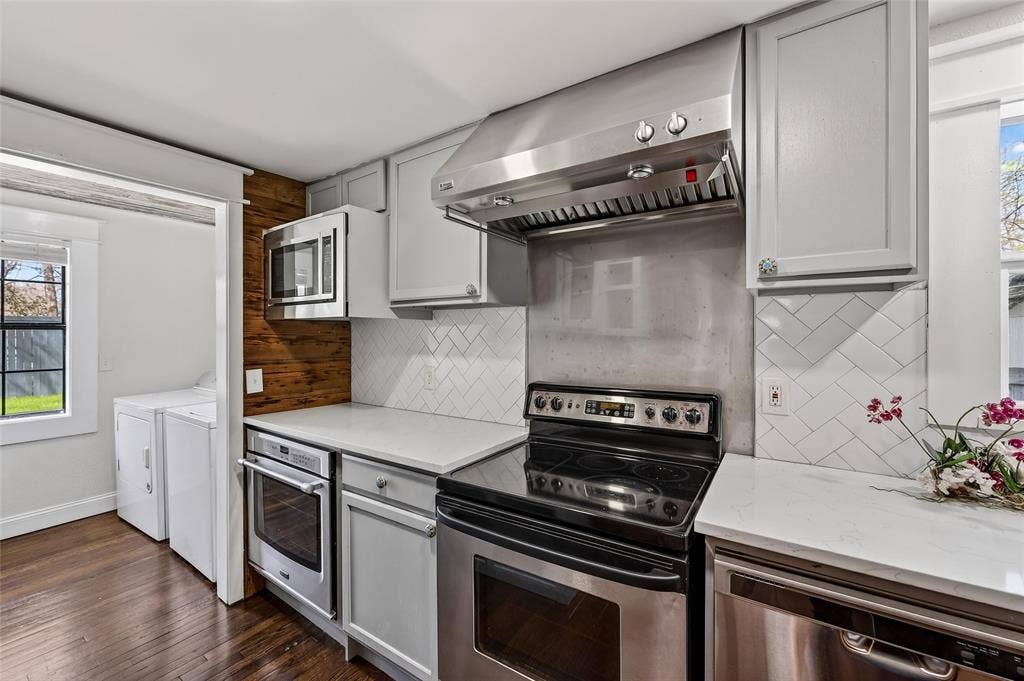 1311 Coleman Street, McKinney, TX 75069 1311 Coleman Street, McKinney, TX 75069
