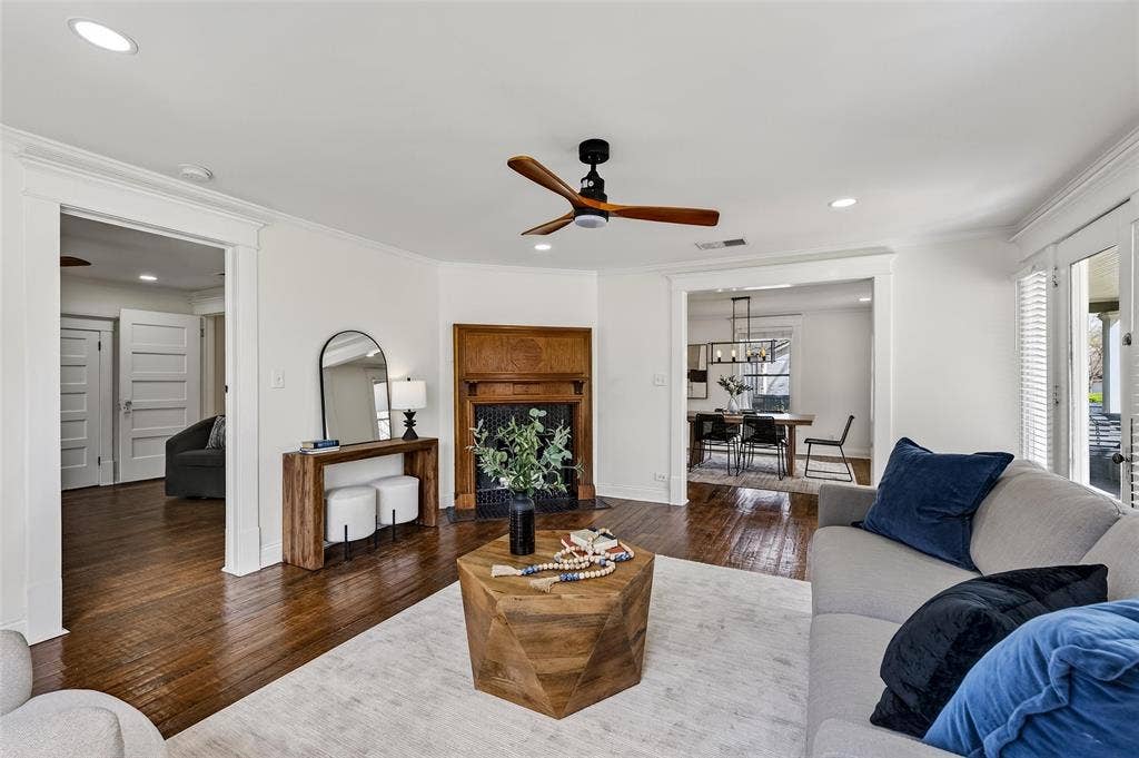 1311 Coleman Street, McKinney, TX 75069 1311 Coleman Street, McKinney, TX 75069
