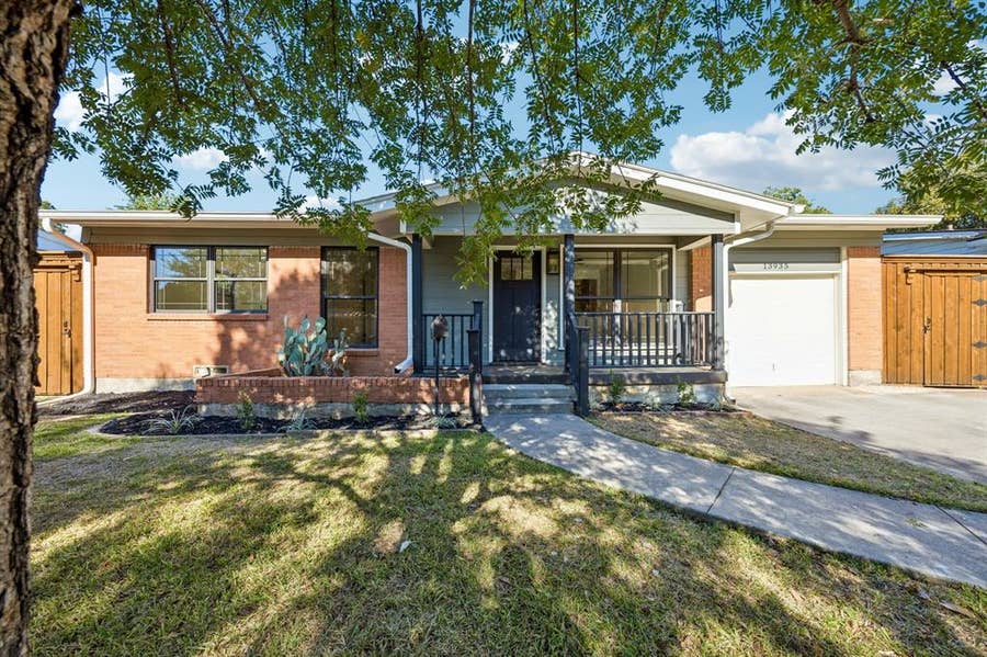 Property photo for 13935 Stardust Lane, Farmers Branch, TX