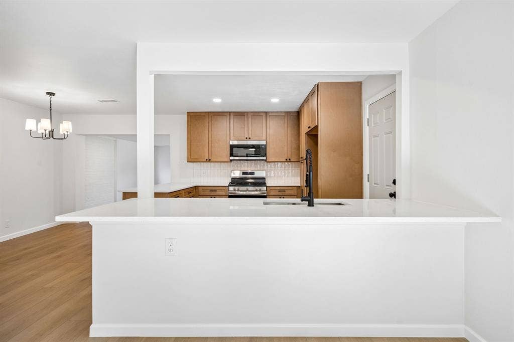 13935 Stardust Lane, Farmers Branch, TX 75234 13935 Stardust Lane, Farmers Branch, TX 75234