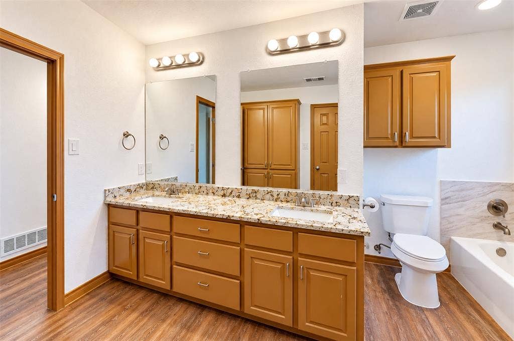 9720 Bluebonnet Drive, Scurry, TX 75158 9720 Bluebonnet Drive, Scurry, TX 75158