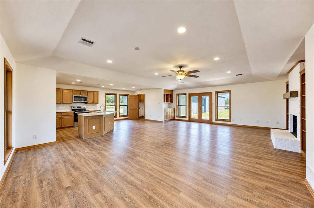 9720 Bluebonnet Drive, Scurry, TX 75158 9720 Bluebonnet Drive, Scurry, TX 75158