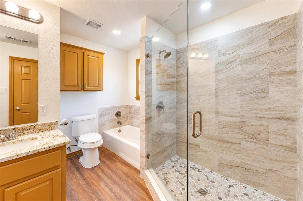 9720 Bluebonnet Drive, Scurry, TX 75158 9720 Bluebonnet Drive, Scurry, TX 75158