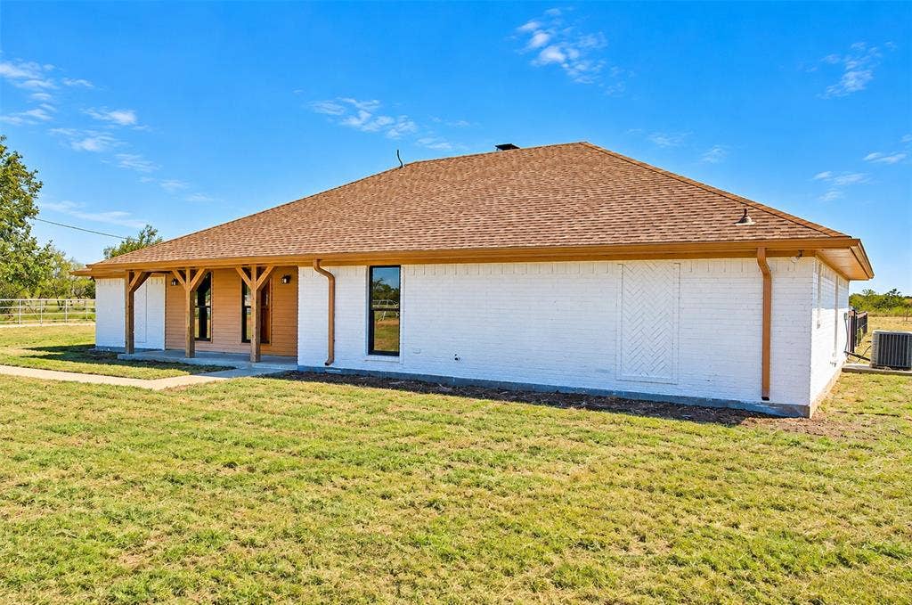 9720 Bluebonnet Drive, Scurry, TX 75158 9720 Bluebonnet Drive, Scurry, TX 75158