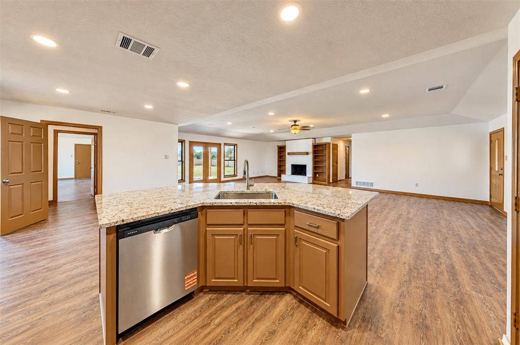 9720 Bluebonnet Drive, Scurry, TX 75158 9720 Bluebonnet Drive, Scurry, TX 75158
