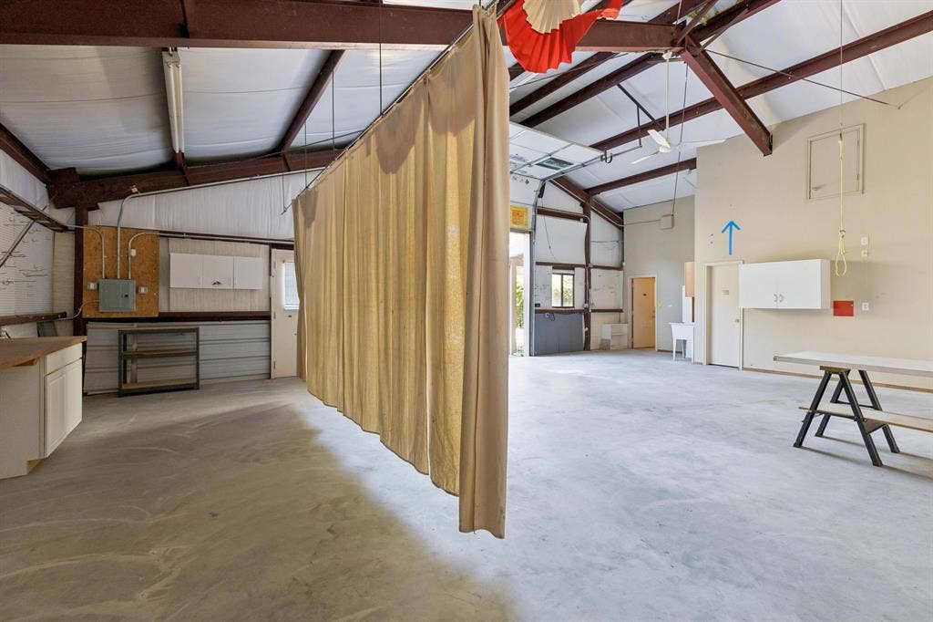 186 Moonlight Drive, Murphy, TX 75094 1,500 sf detached garage
