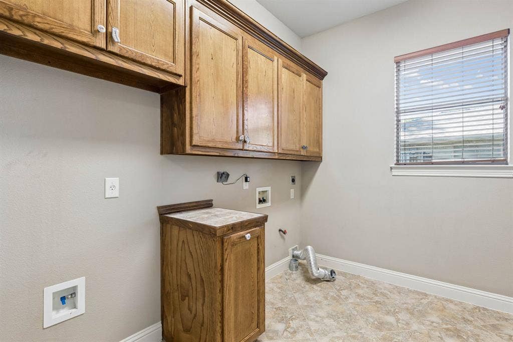 186 Moonlight Drive, Murphy, TX 75094 186 Moonlight Drive, Murphy, TX 75094