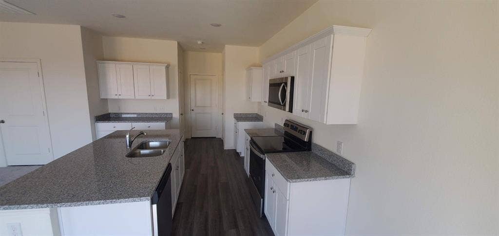 412 Forest Park Parkway, Princeton, TX 75407