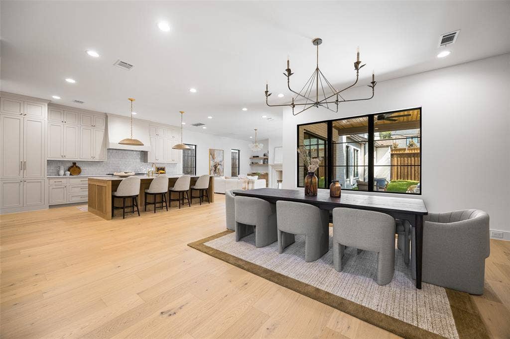 6453 Bob O Link Drive, Dallas, TX 75214 6453 Bob O Link Drive, Dallas, TX 75214